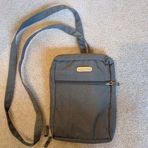 Baggallini grey crossbody